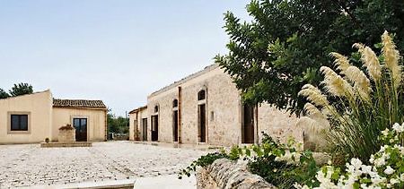 Agriturismo Gaia Noto Buitenkant foto